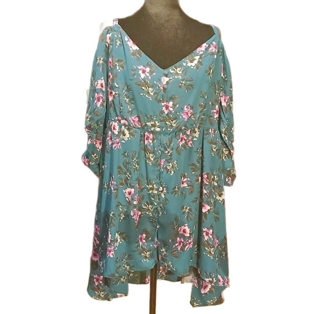 TORRID Floral Cold Shoulder Blouse